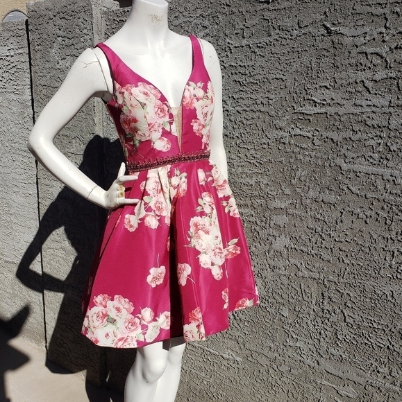Sherri Hill 32321 Floral Print Short Dress - Picture 9 of 14